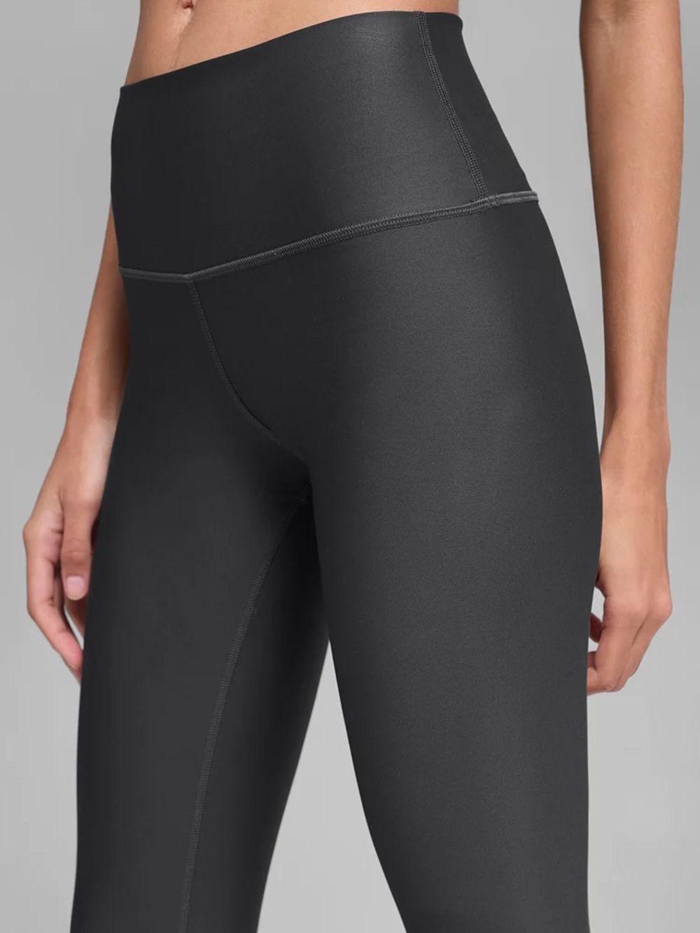 ALO Yoga High-Waist Airlift Leggings in Anthracite Medium